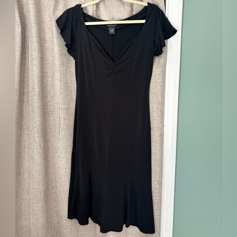 Black a-line/fit and flare vintage dress sweetheart neck size medium